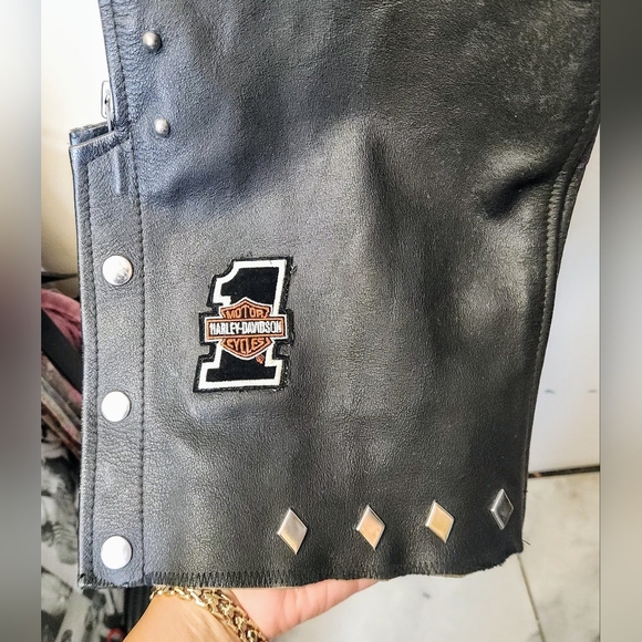 Highway Leather Black Low rise Motorcycle Leather Chaps Studded Biker Size M - Picture 10 of 17